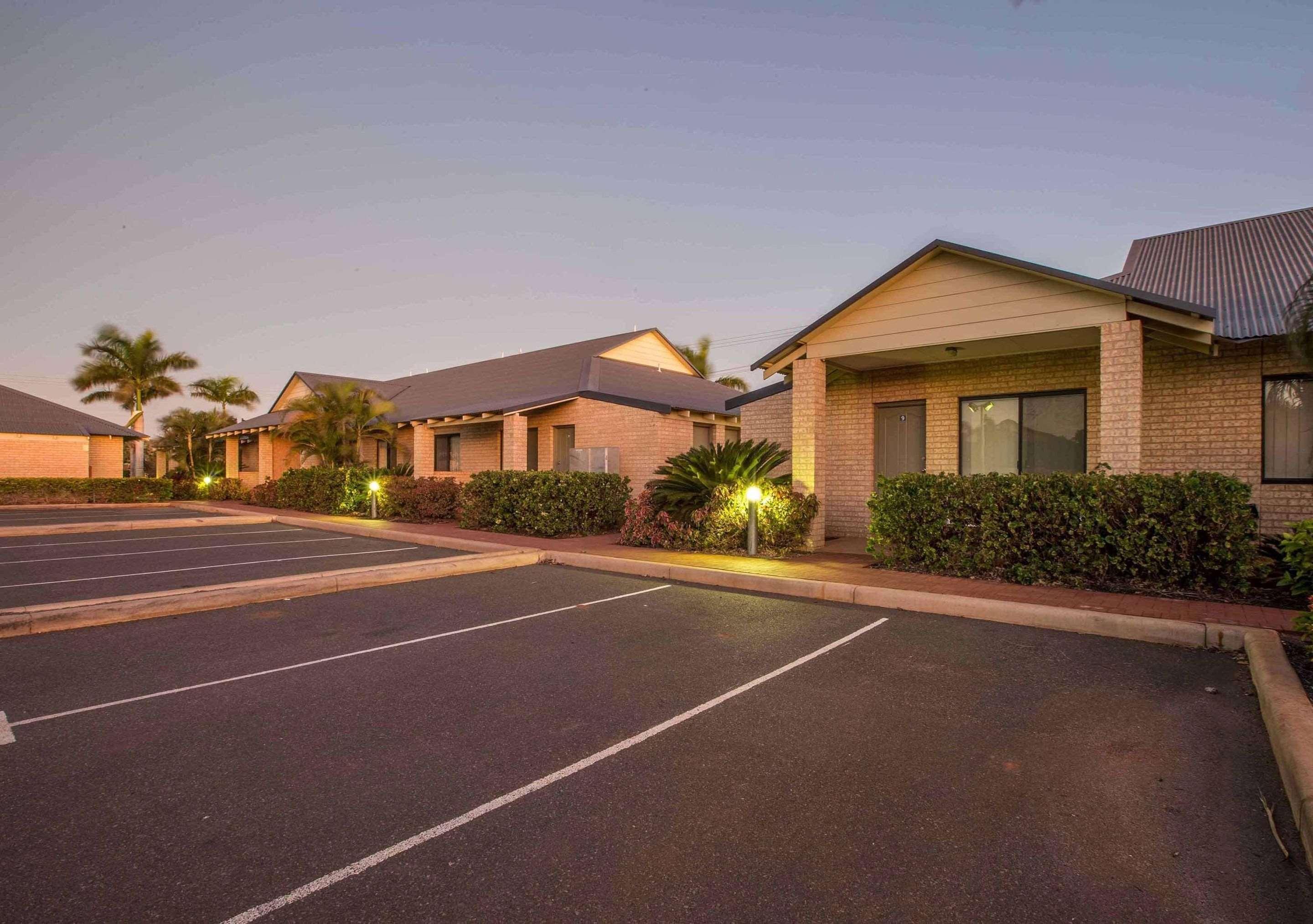 Comfort Inn & Suites Karratha Exterior photo