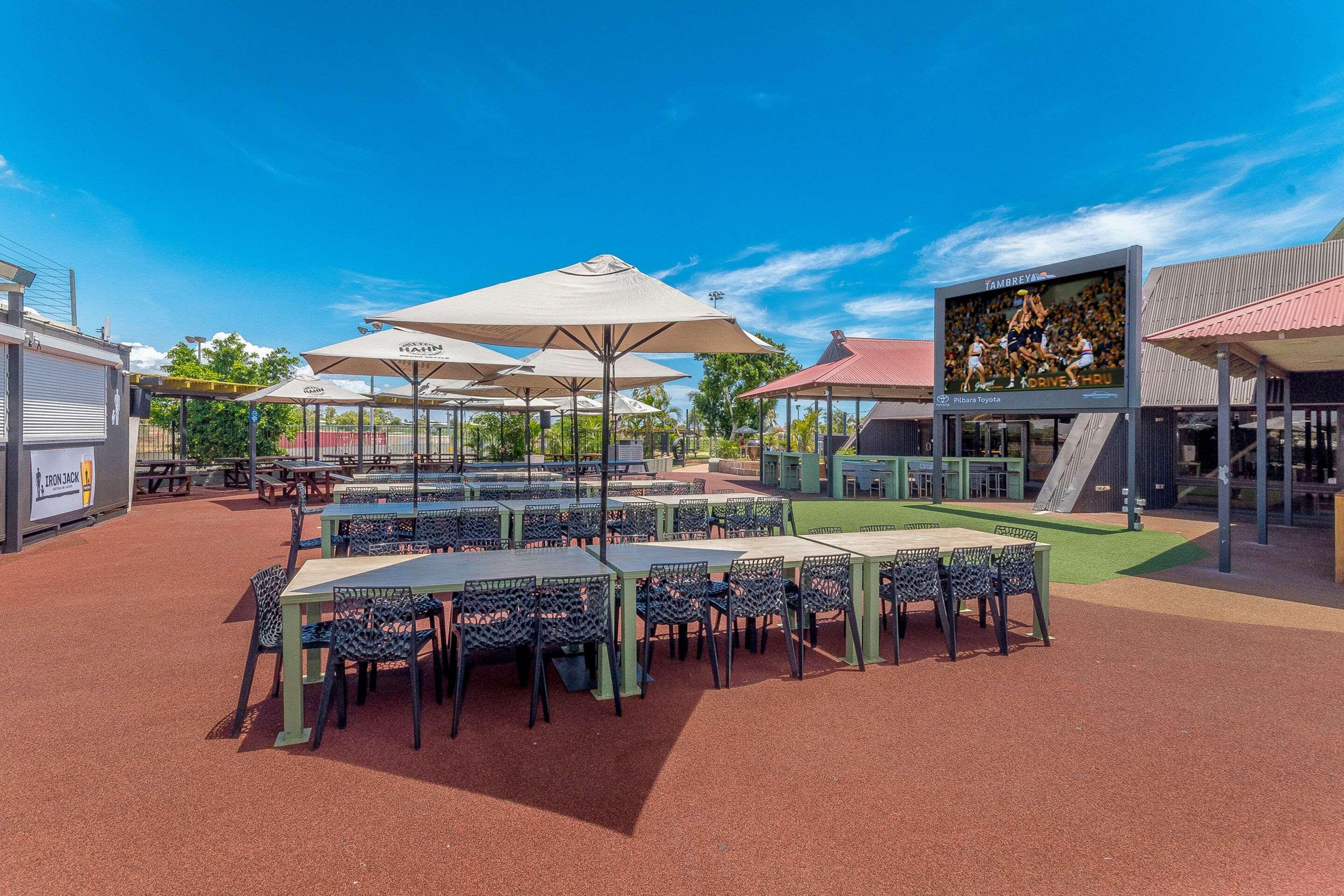 Comfort Inn & Suites Karratha Exterior photo