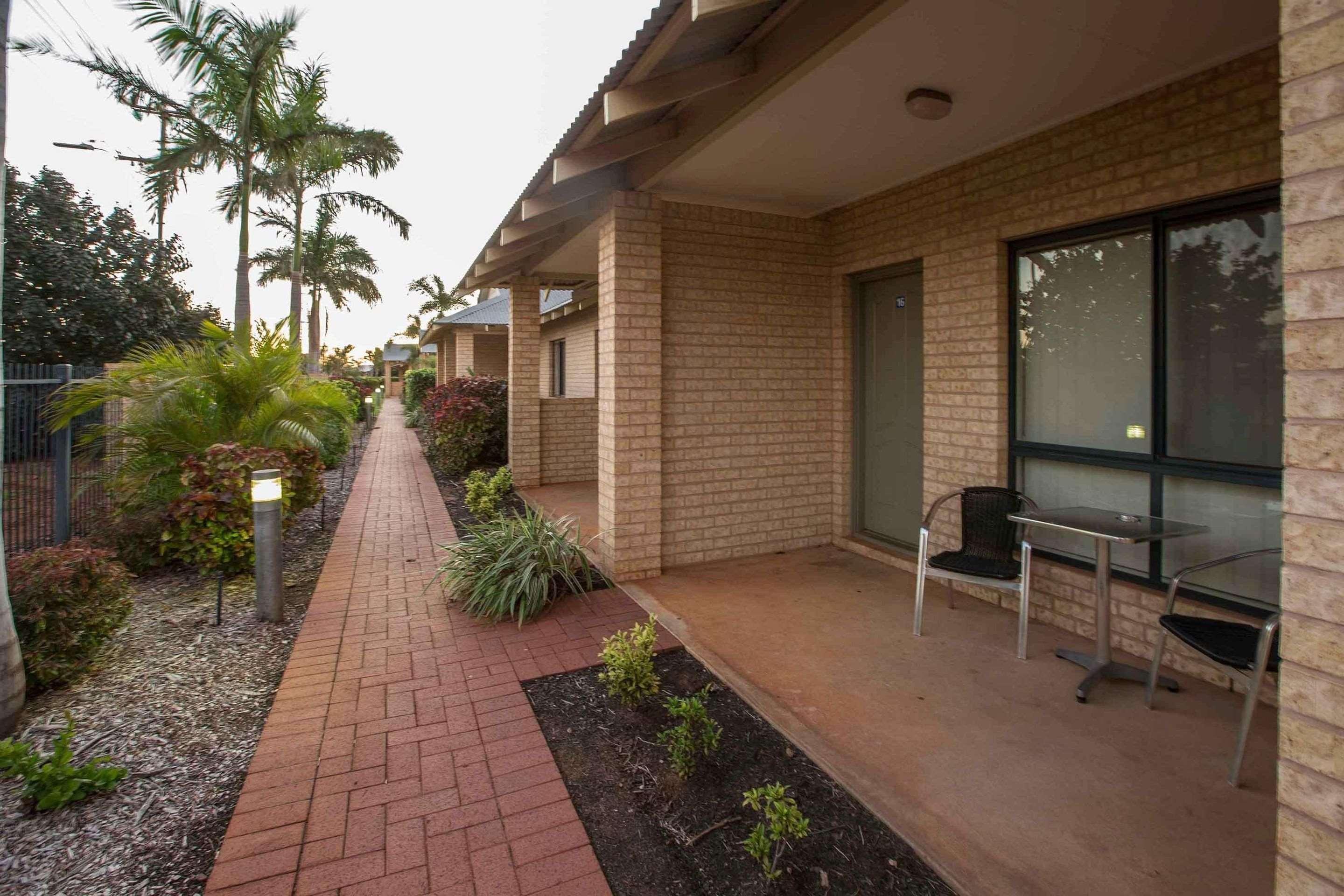 Comfort Inn & Suites Karratha Exterior photo