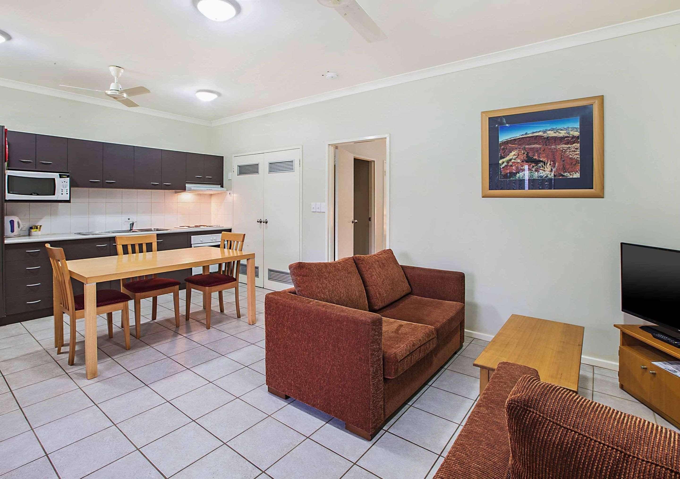 Comfort Inn & Suites Karratha Exterior photo
