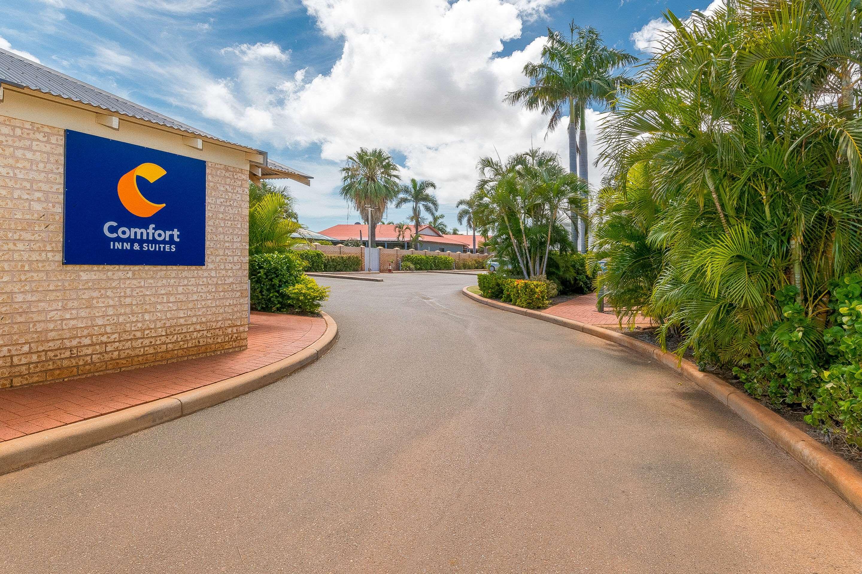Comfort Inn & Suites Karratha Exterior photo