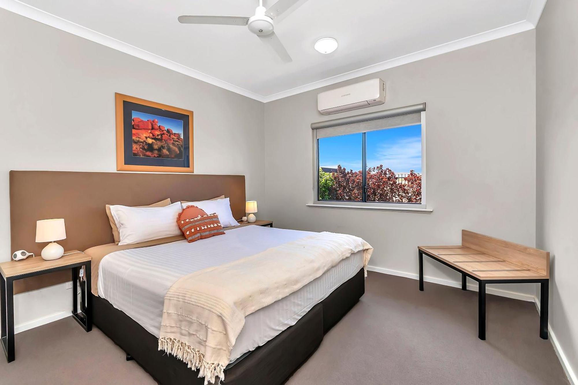 Comfort Inn & Suites Karratha Exterior photo